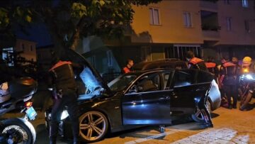 Silahlı kavgada biri polis 2 kişi yaralandı
