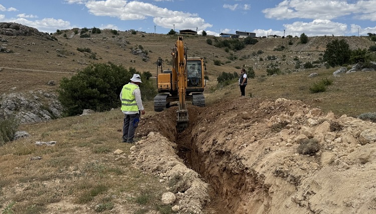 Elmalı içme suyu hattı yenileniyor