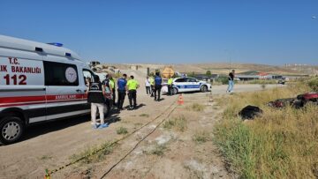 Devrilen motosikletin sürücüsü öldü