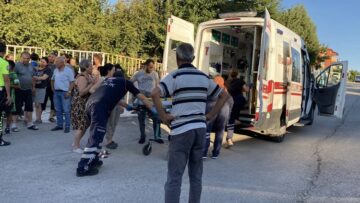 Minibüsle çarpışan bisikletli çocuk yaralandı