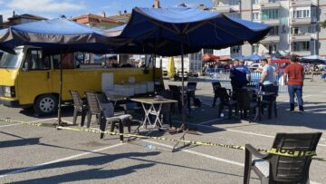 Cumartesi pazarında silahlı kavga!