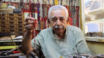 Çorumlu usta gümüşü sanata dönüştürüyor