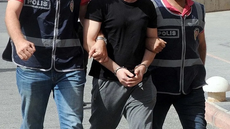 Uyuşturucu satan bir kişi tutuklandı