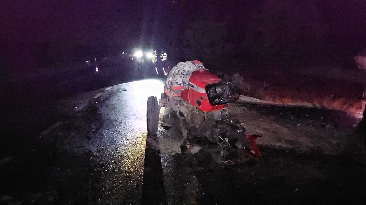 Kazada traktör ikiye bölündü