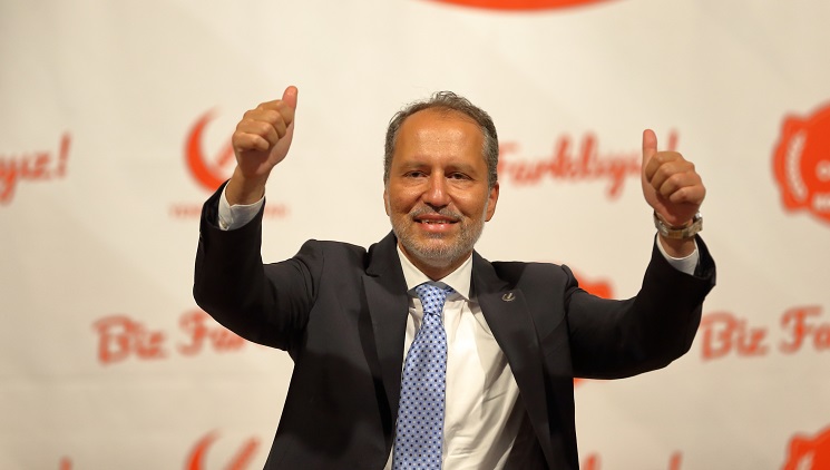 Fatih Erbakan Çorum’da kongreye katıldı