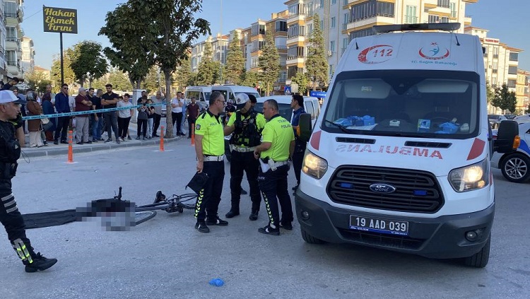 Tırın altında kalan çocuk kurtarılamadı