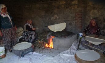 Çorum’da kışlık yufka hazırlıkları başladı