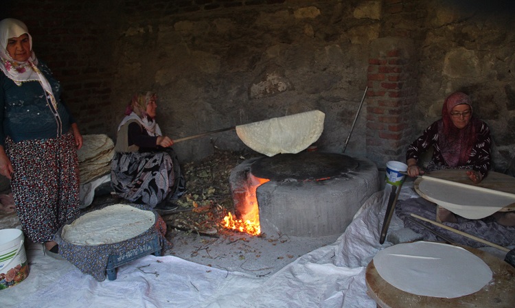 Çorum’da kışlık yufka hazırlıkları başladı