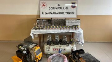 Kaçak sigara imalathanesine baskın!