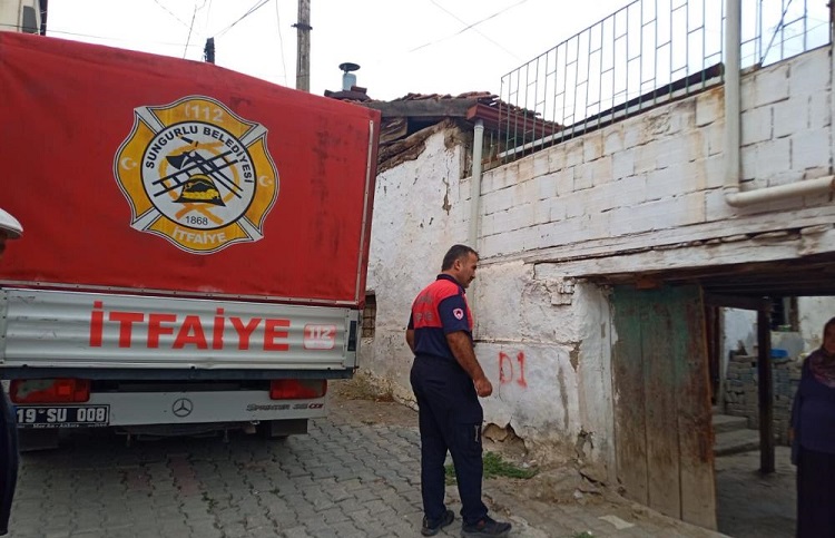 Yaşlı kadın evinde ölü bulundu!