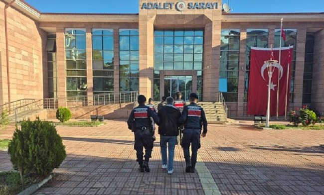 Uyuşturucu taşıyan 1 kişi tutuklandı!