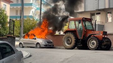 Tartıştığı eşinin otomobilini yaktı!