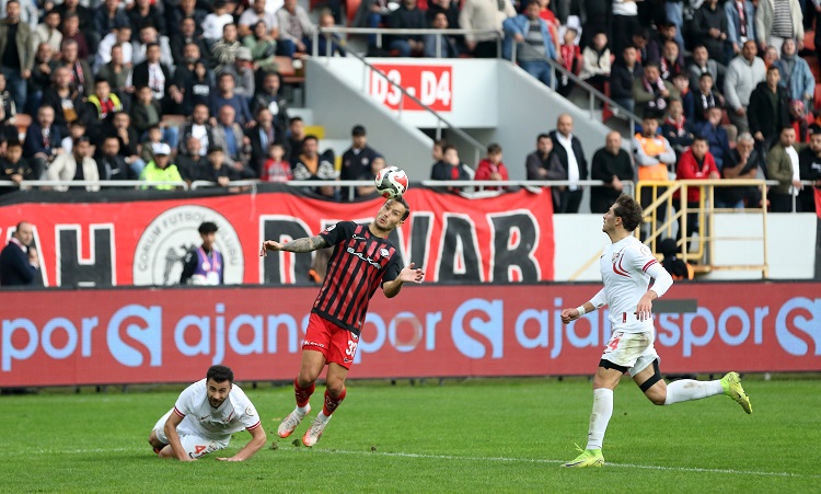 Çorum FK evinde berabere kaldı