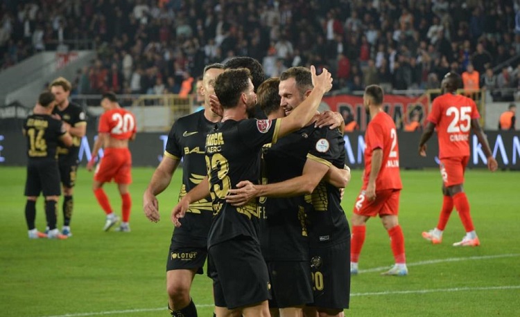 Çorum FK evinde taraftarı sevindirdi