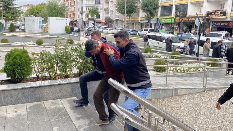 Babasını öldüren şahıs tutuklandı