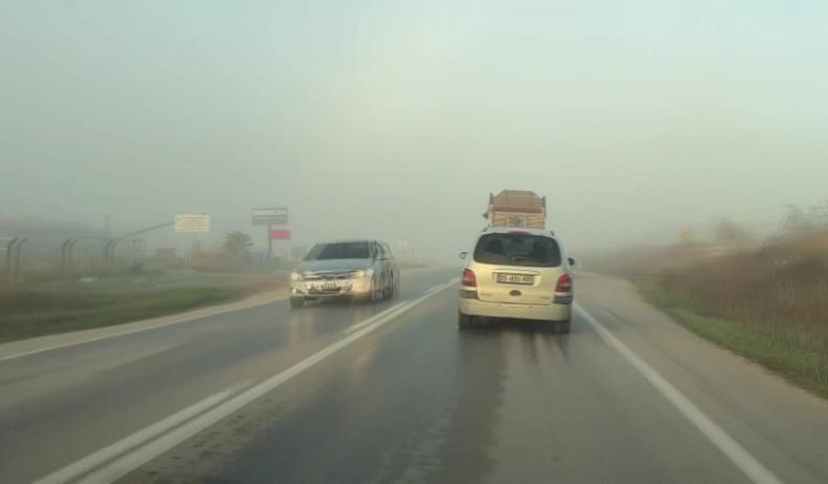 Çorum karayolunda yoğun sis etkili oldu