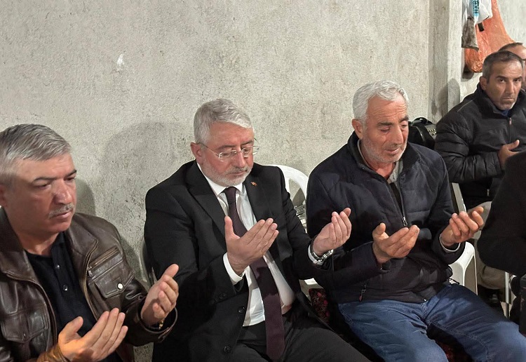 Başkan şehit ailesini yalnız bırakmadı