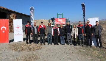 Çorum’da Hint keneviri yetiştirildi