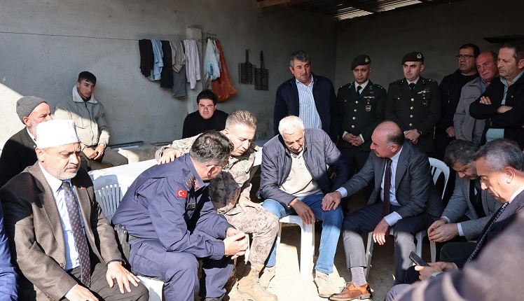 Şehit ailesinin acılarına ortak oldular