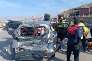 Kamyonla cip çarpıştı 5 kişi yaralandı