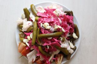 Çorum’da sofraların vazgeçilmezi turşu