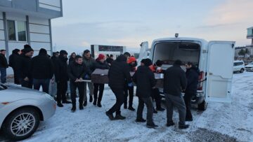 Eşini öldürdükten sonra intihar etti