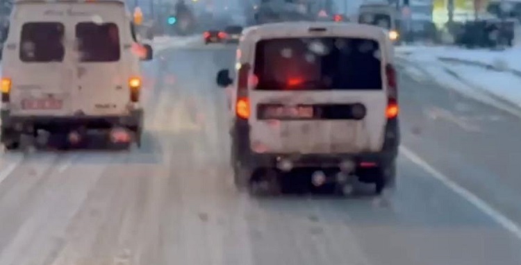 İtfaiye aracına yol vermedi!