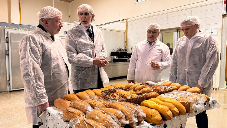 Tam buğday ekmek ile sağlıklı beslenme