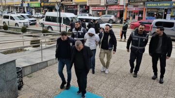 Dolandırıcılıktan 7 zanlı adliyede!