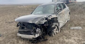 Tır ile cip çarpıştı: 4 yaralı