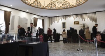 Kutsal emanetler sergisi açıldı