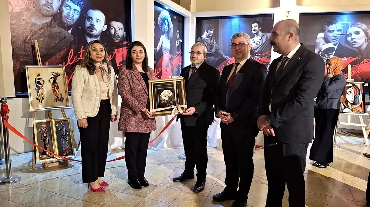 Çorum’da Kadının Işığı temalı sergi açıldı