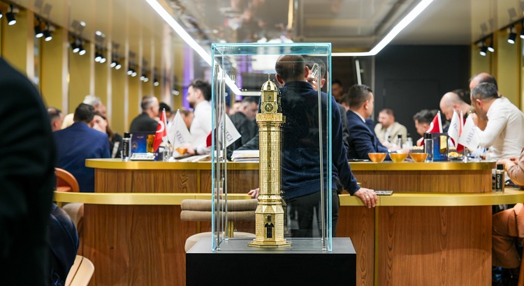 Ahlatcı Saat Kulesini dünyaya tanıttı