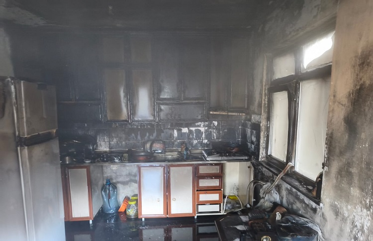 Köyde evde çıkan yangın söndürüldü