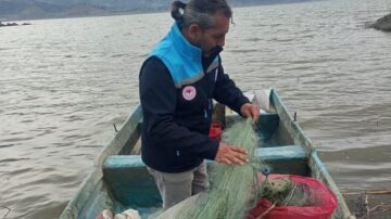 Gölde 800 metre balık ağı ele geçirildi