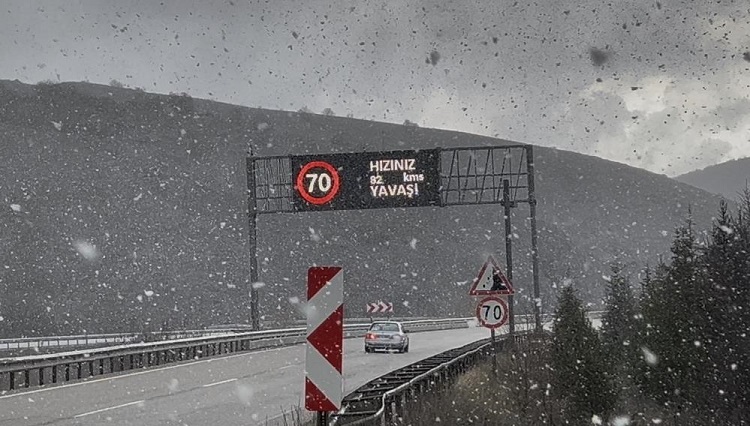 Çorum’da kar yağışı etkili oluyor