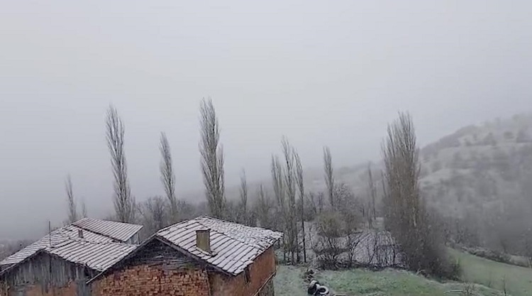 Yüksek kesimlerde kar yağışı etkili oluyor