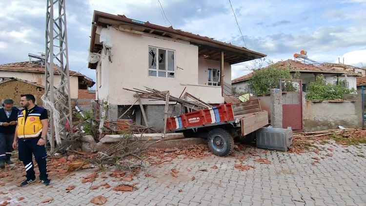 Köydeki zararlar AFAD ile karşılanacak