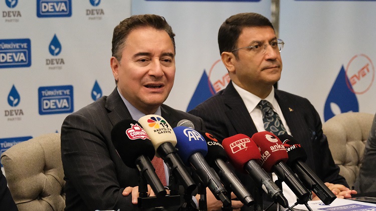 Babacan Çorum’da basın toplantısı düzenledi