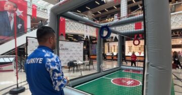 Dron futbolu heyecanı yaşandılar